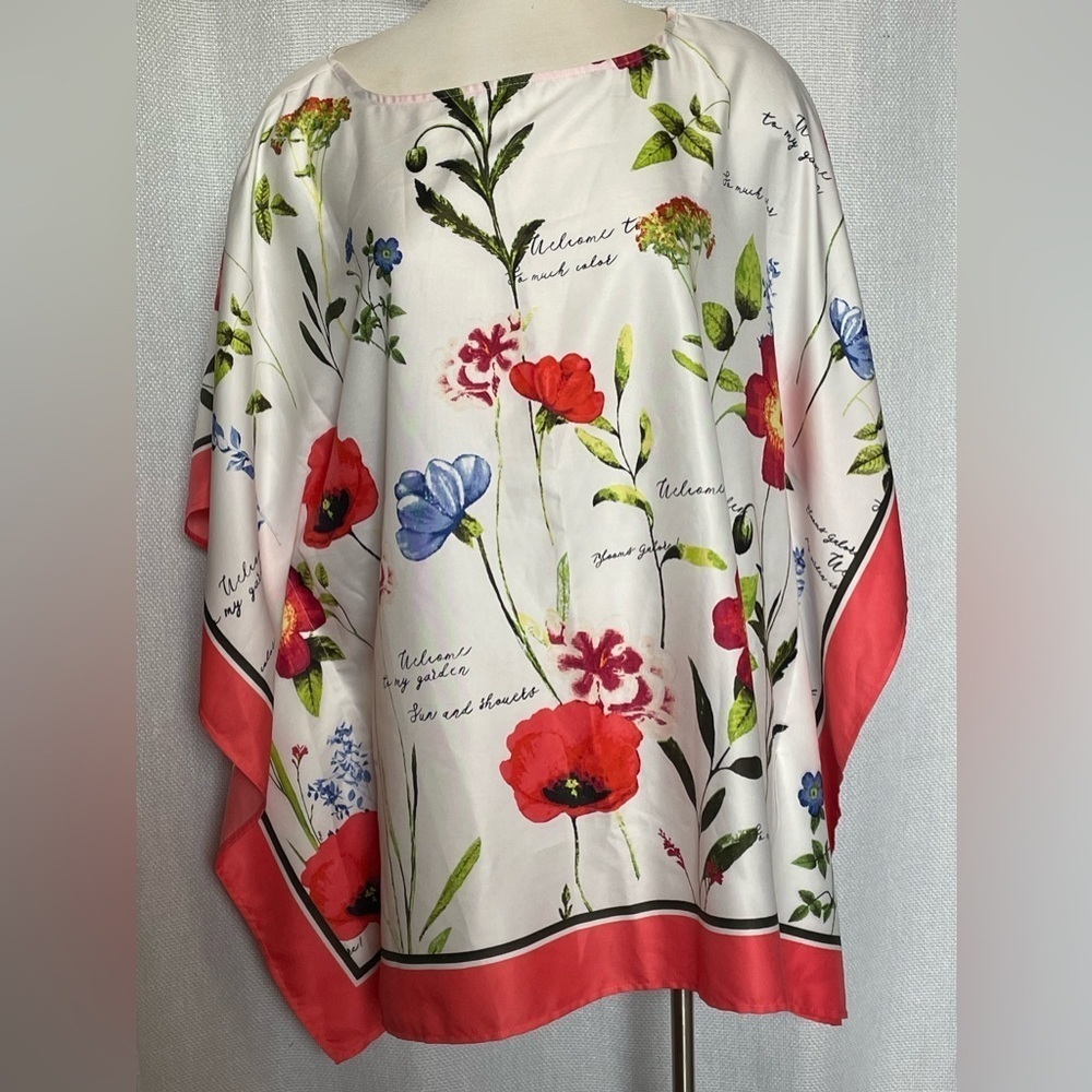 NWT Chico’s Bouquet Fusion Poncho - Picture 2 of 7